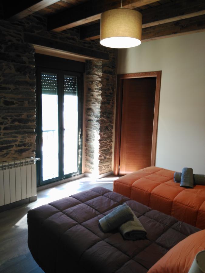 Albergue Pension Porta Santa Baleira Exteriör bild
